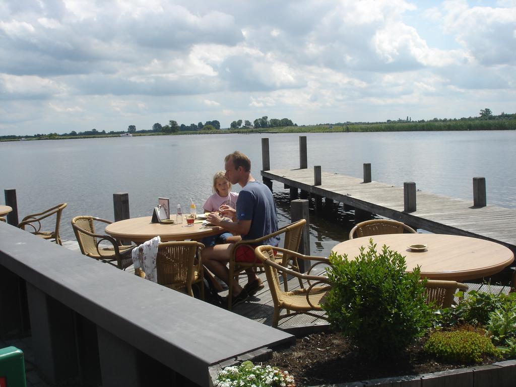 Hotel Restaurant Ie Sicht De Veenhoop Exterior foto